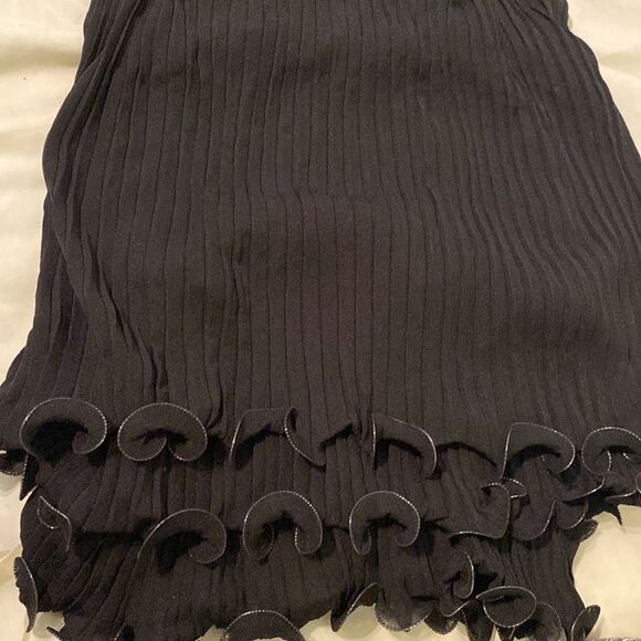 Givenchy dress  - Picture 4 of 8